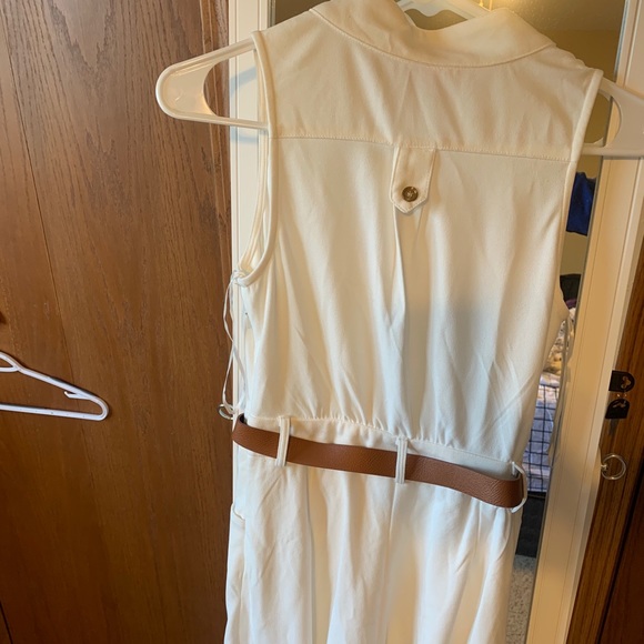 Xtaren ( WHT JUMPSUIT ) -  size small - Picture 5 of 5